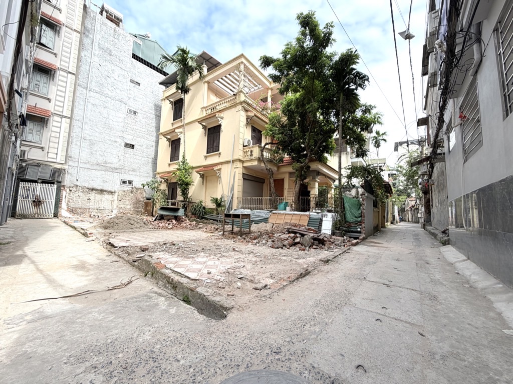 ĐẤT MẶT NGÕ - CỔ NHUẾ - GẦN NHIỀU TRƯỜNG ĐH - XÂY CCMN TUYỆT ĐỈNH -GIÁ HƠN 9 TỶ